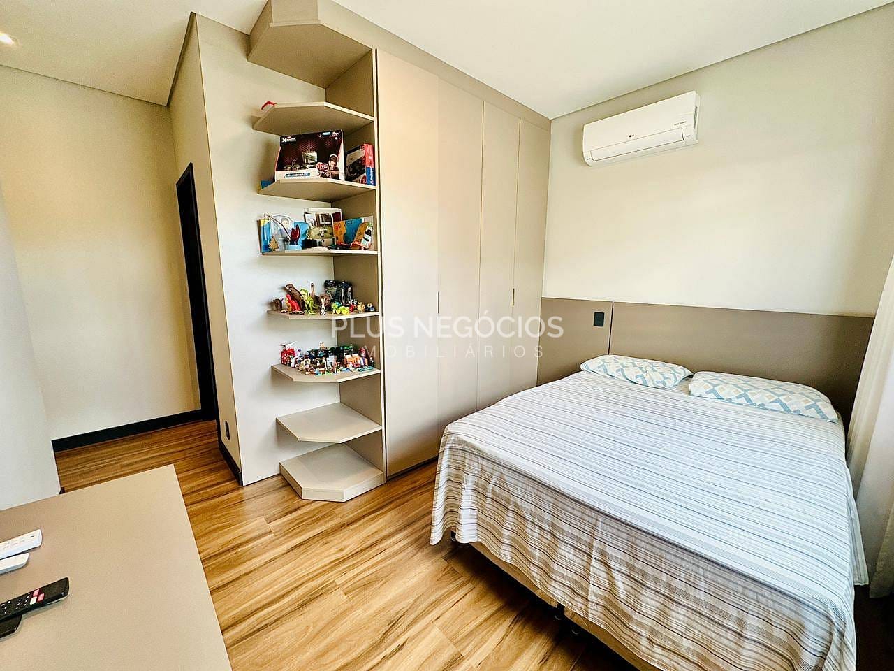 Casa, 3 quartos, 222 m² - Foto 28