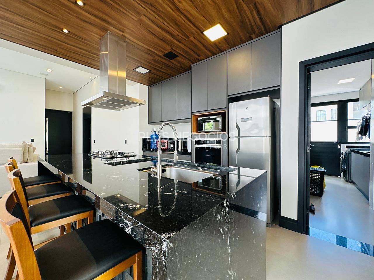 Casa, 3 quartos, 222 m² - Foto 31