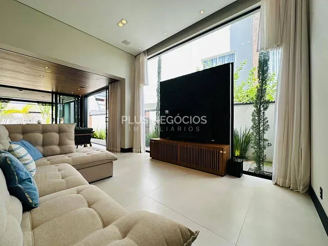 Casa com 415m² 3 quartos e 5 banheiros, à venda, no bairro Alphaville Nova Esplanada em Votorantim