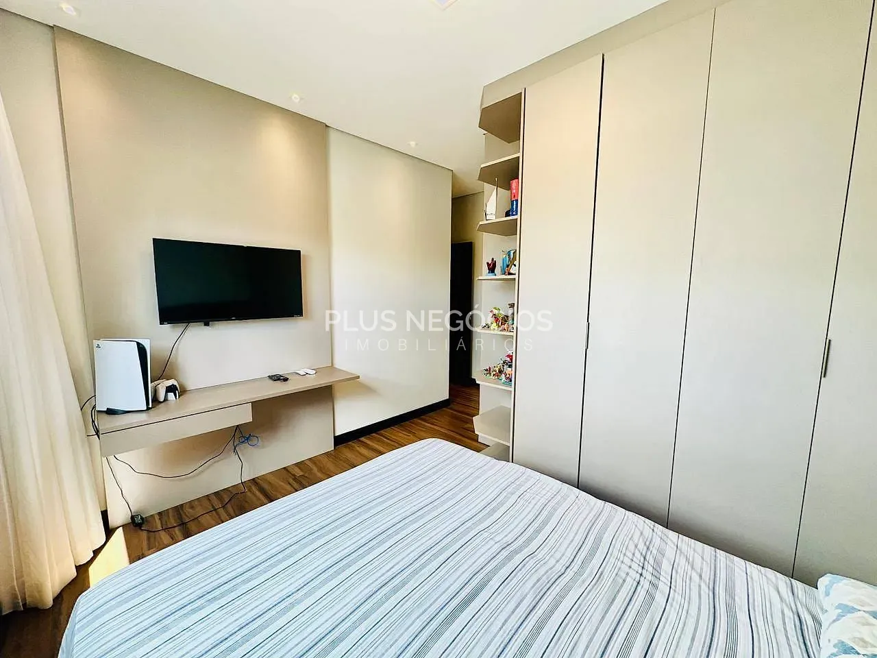 Casa, 3 quartos, 222 m² - Foto 23