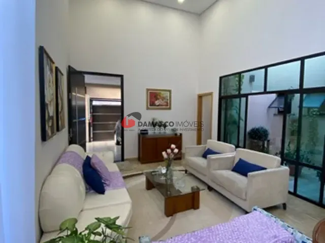 Casa com 264m² 3 quartos e 4 banheiros, à venda, no bairro Olímpico em São Caetano do Sul