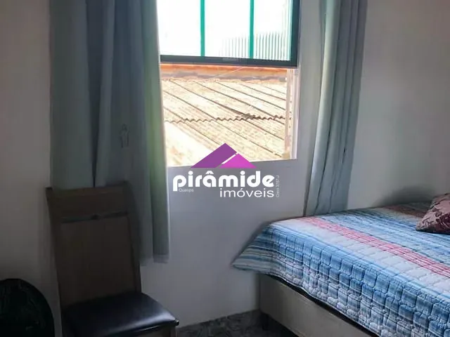 Casa com 312m² 3 quartos e 1 banheiro, à venda, no bairro Vila São Benedito em São José dos Campos