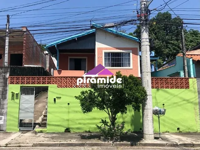 Casa com 312m² 3 quartos e 1 banheiro, à venda, no bairro Vila São Benedito em São José dos Campos