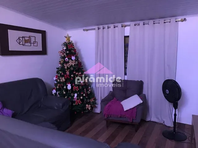 Casa com 312m² 3 quartos e 1 banheiro, à venda, no bairro Vila São Benedito em São José dos Campos