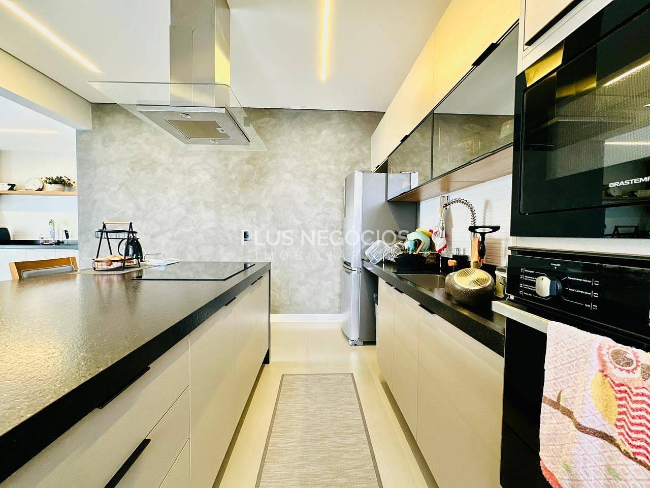 Casa, 3 quartos, 229 m² - Foto 7