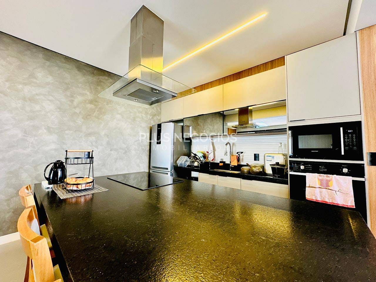 Casa, 3 quartos, 229 m² - Foto 15