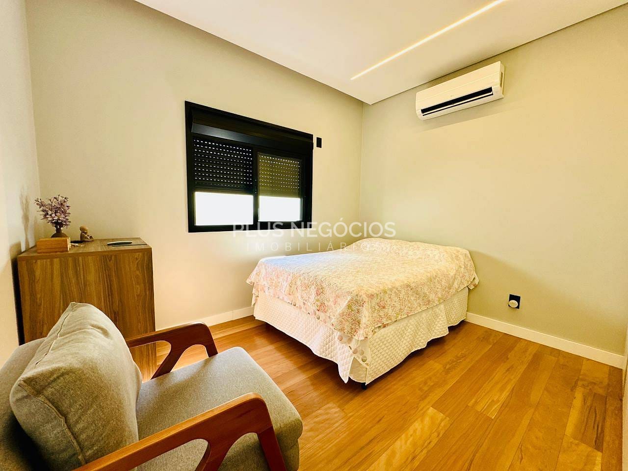 Casa, 3 quartos, 229 m² - Foto 25