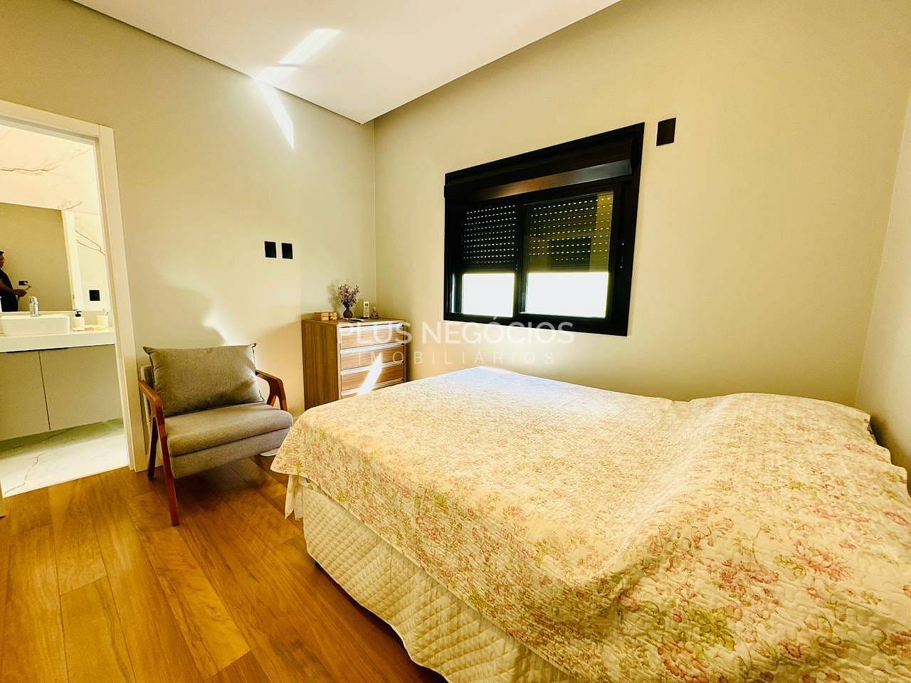 Casa, 3 quartos, 229 m² - Foto 26