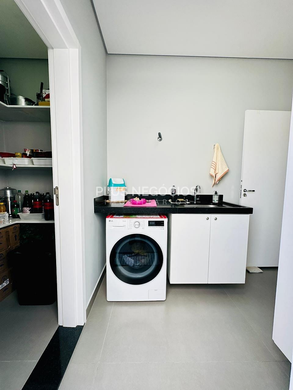 Casa, 3 quartos, 229 m² - Foto 35