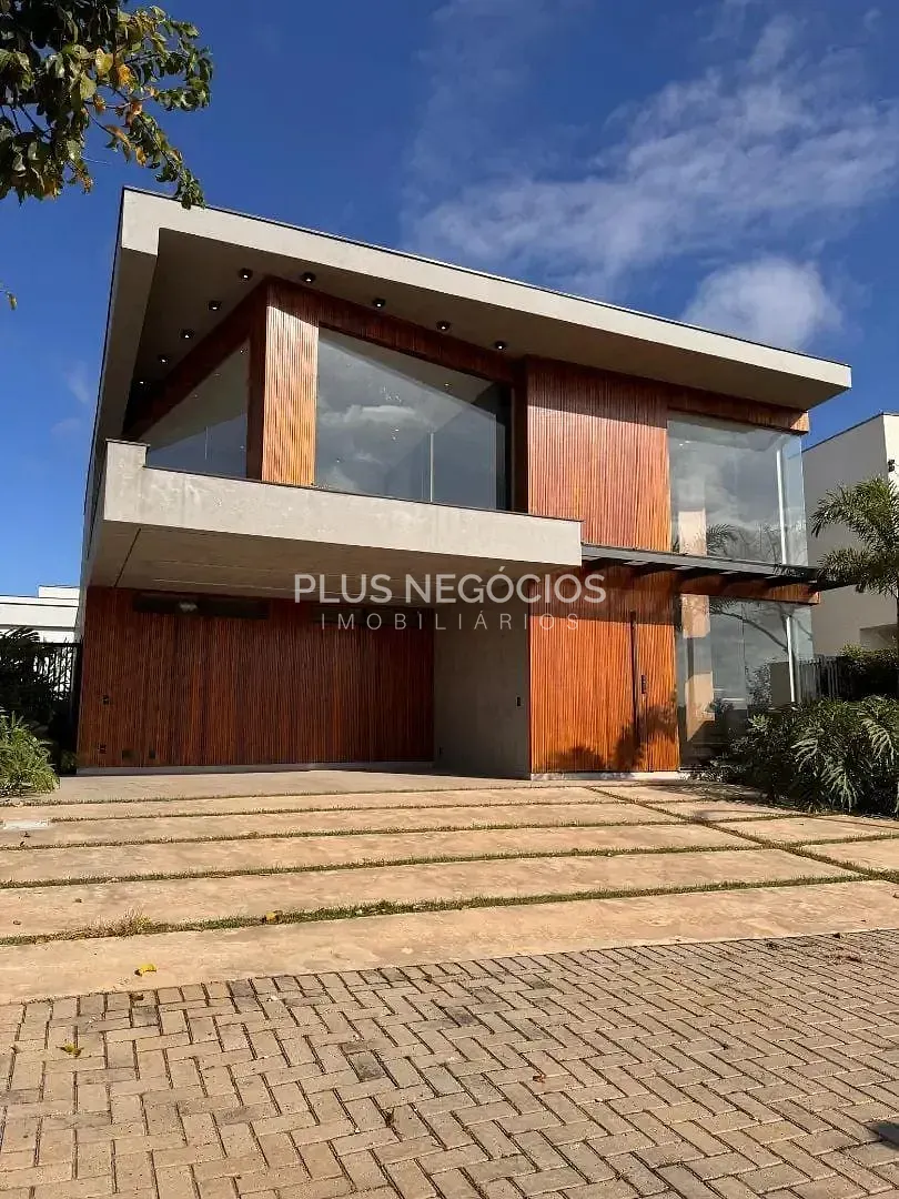 Casa, 4 quartos, 370 m² - Foto 1