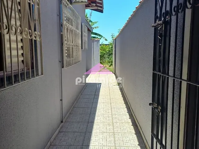 Casa com 174m² 2 quartos e 3 banheiros, à venda, no bairro Parque Residencial Santo André em Caçapava