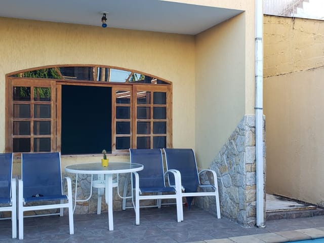 Casa com 250m² 3 quartos e 3 banheiros, à venda, no bairro Jardim da Luz em Taubaté