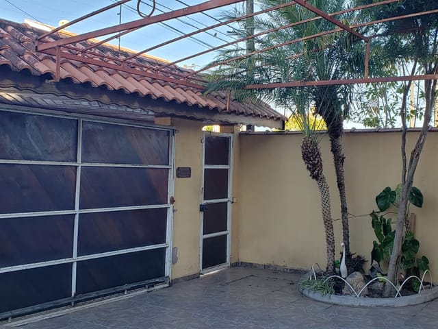Casa com 250m² 3 quartos e 3 banheiros, à venda, no bairro Jardim da Luz em Taubaté