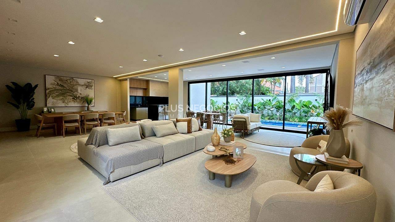 Casa, 4 quartos, 418 m² - Foto 2