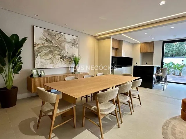 Casa com 453m² 4 quartos e 6 banheiros, à venda, no bairro Alphaville Nova Esplanada em Votorantim