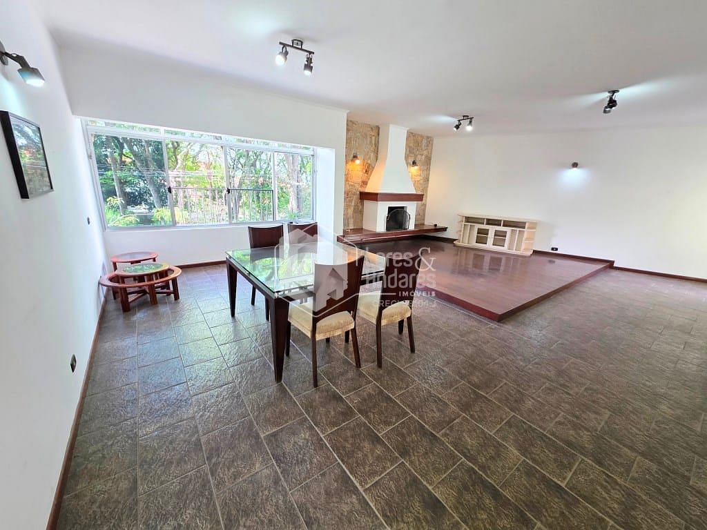 Casa, 3 quartos, 405 m² - Foto 1