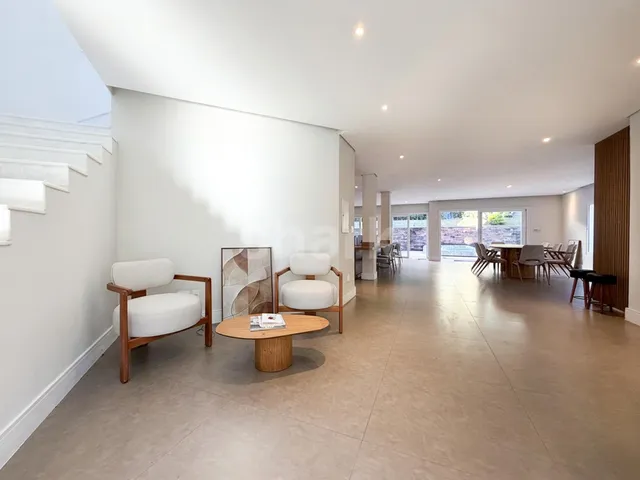 Casa com 640m² 4 quartos e 6 banheiros, à venda ou para alugar, no bairro Alphaville Residencial Zero em Barueri