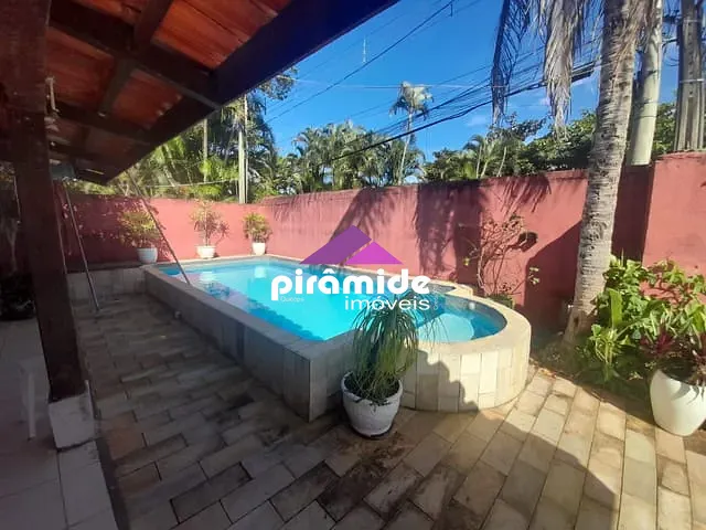 Casa com 314m² 4 quartos e 2 banheiros, à venda, no bairro Maresias em São Sebastião
