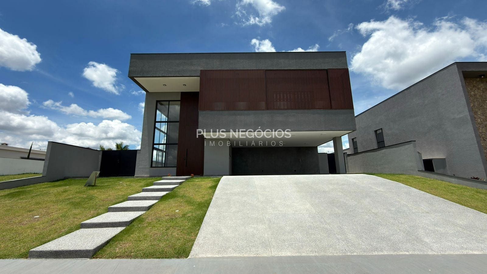 Casa, 4 quartos, 530 m² - Foto 1