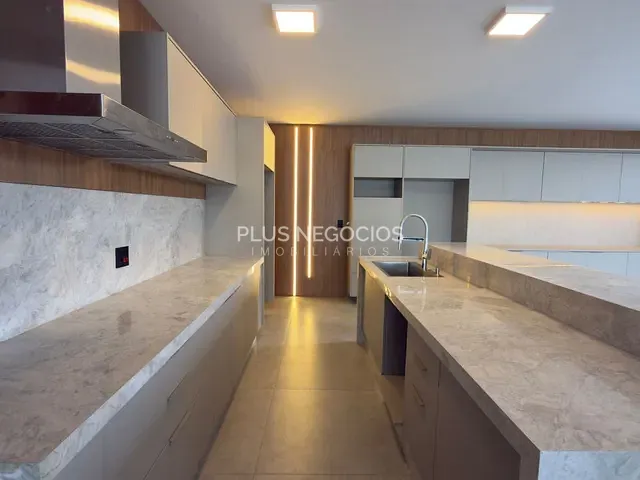 Casa com 1000m² 4 quartos e 6 banheiros, à venda, no bairro Jardim Residencial Saint Patrick em Sorocaba