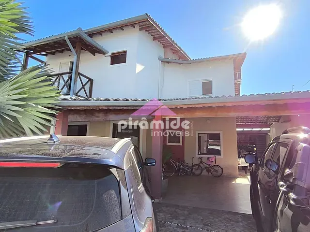 Casa com 349m² 5 quartos e 4 banheiros, à venda, no bairro Indaiá em Caraguatatuba