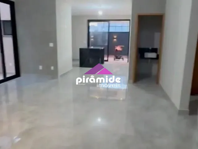 Casa com 300m² 3 quartos e 2 banheiros, à venda, no bairro Condomínio Terras do Vale em Caçapava