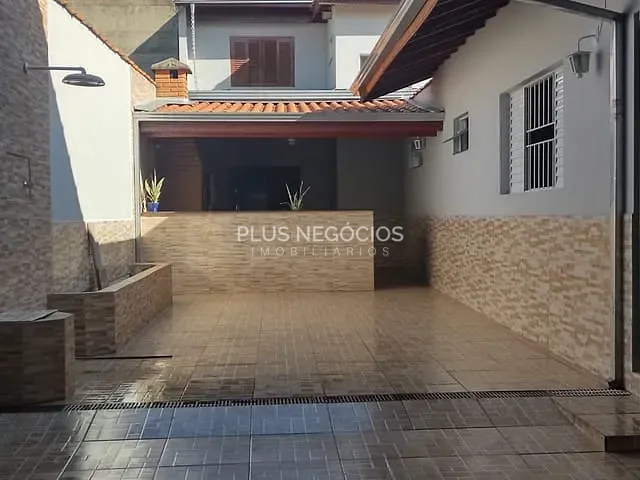 Casa com 200m² 3 quartos e 3 banheiros, à venda, no bairro Wanel Ville em Sorocaba