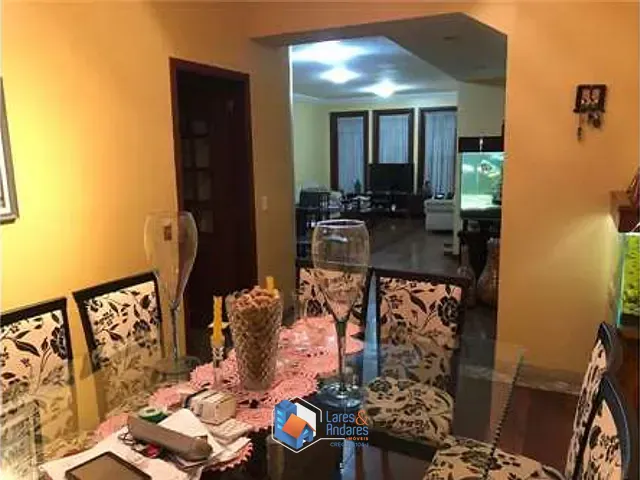 Casa com 250m² 3 quartos e 5 banheiros, à venda, no bairro Lar São Paulo em São Paulo