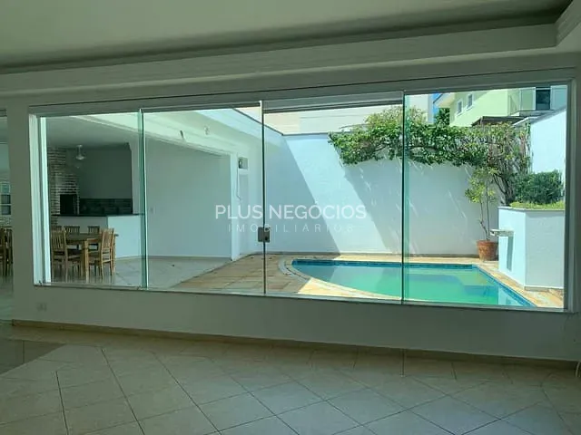 Casa com 342m² 3 quartos e 5 banheiros, à venda ou para alugar, no bairro Parque Residencial Villa dos Inglezes em Sorocaba