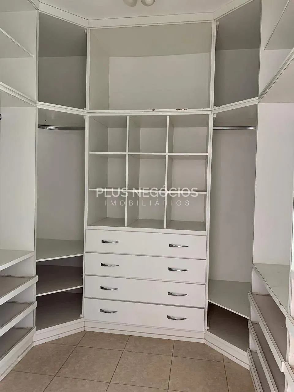 Casa, 3 quartos, 329 m² - Foto 27