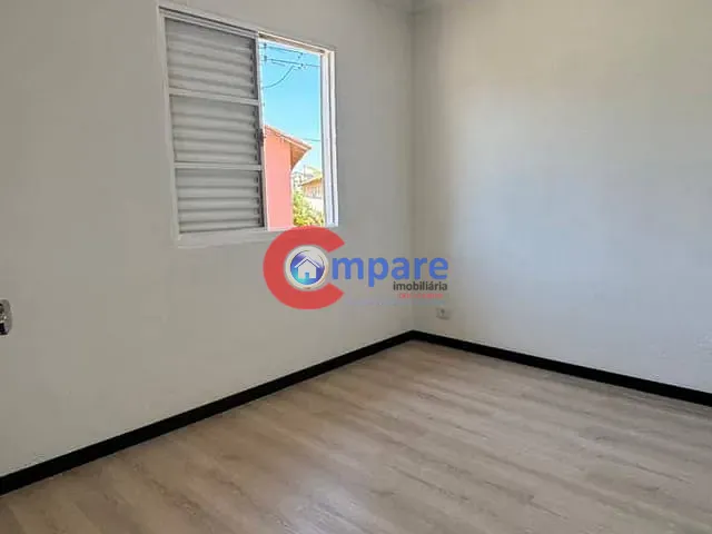 Casa 2 quartos e 1 banheiro, à venda, no bairro Vila Carmela I em Guarulhos