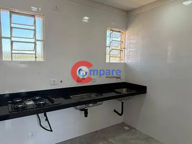 Casa 2 quartos e 1 banheiro, à venda, no bairro Vila Carmela I em Guarulhos