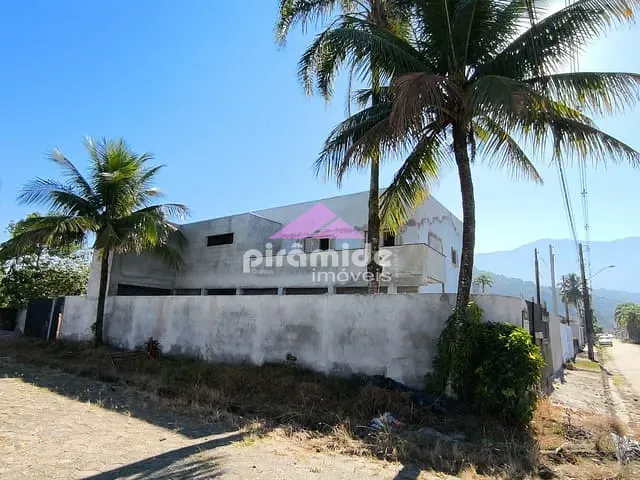 Casa com 348m² 7 quartos e 9 banheiros, à venda, no bairro Estância Balneária Hawai em Caraguatatuba