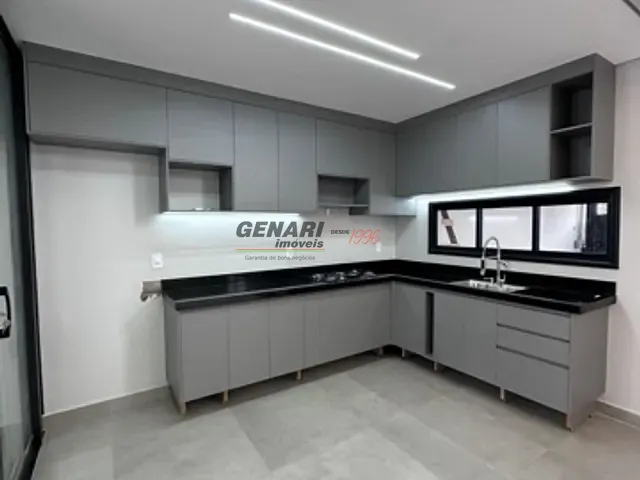 Casa com 157m² 3 quartos e 2 banheiros, à venda, no bairro Jardim Bom Sucesso em Indaiatuba