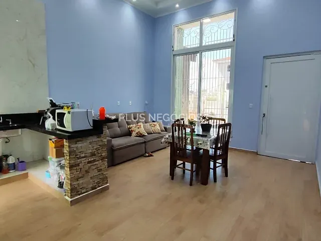 Casa com 200m² 3 quartos e 3 banheiros, à venda, no bairro Jardim Europa em Sorocaba