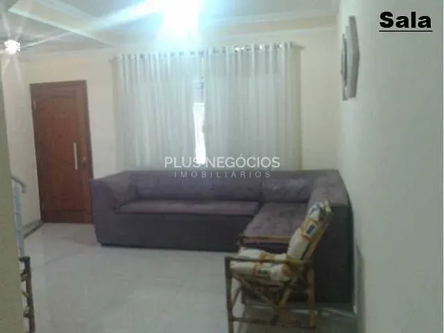 Casa com 125m² 2 quartos e 3 banheiros, à venda, no bairro Jardim Rosália Alcolea em Sorocaba