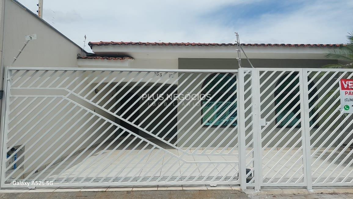 Casa, 1 quarto, 210 m² - Foto 1