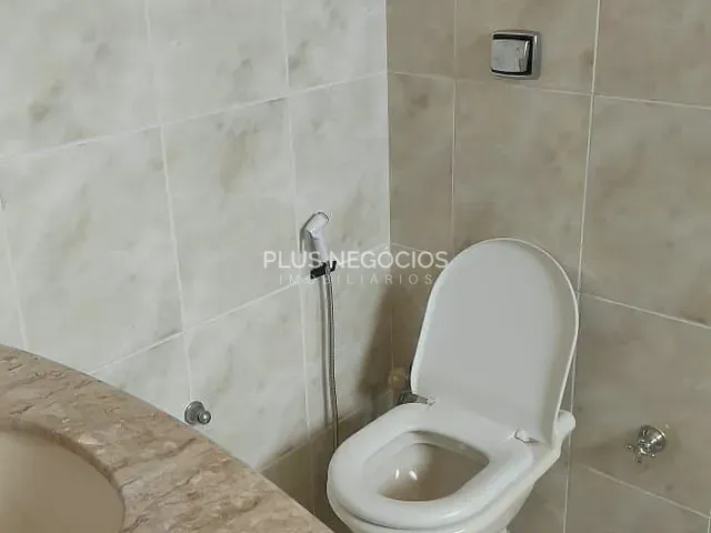 Casa à venda ou para alugar, no bairro Jardim América em Sorocaba