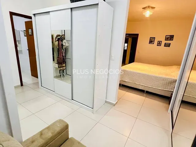 Casa com 280m² 3 quartos e 4 banheiros, à venda, no bairro Granja Olga II em Sorocaba