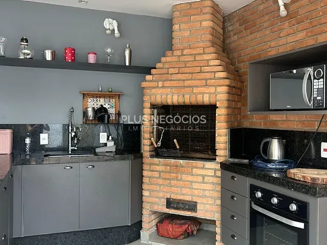 Casa com 360m² 4 quartos e 4 banheiros, à venda, no bairro Jardim Ibiti do Paço em Sorocaba