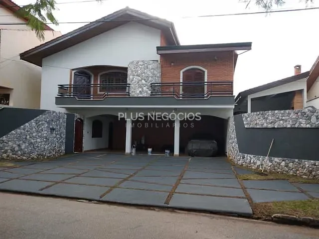 Casa com 500m² 4 quartos e 5 banheiros, à venda, no bairro Granja Olga I em Sorocaba