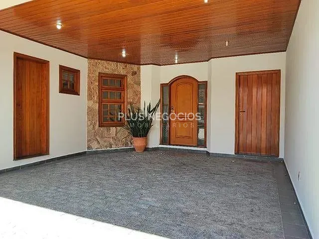 Casa, 3 quartos, 303 m² - Foto 2