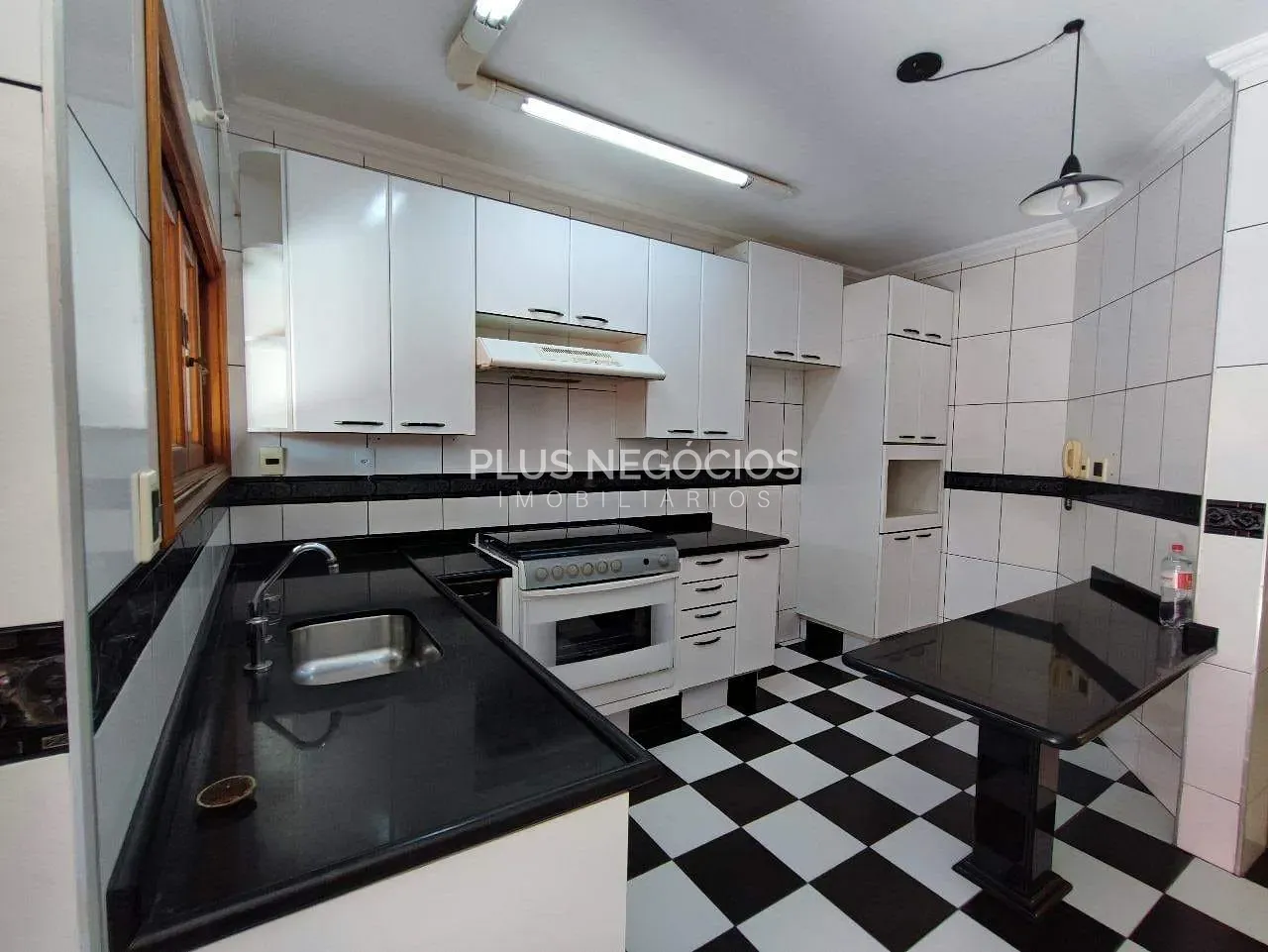 Casa, 3 quartos, 303 m² - Foto 39