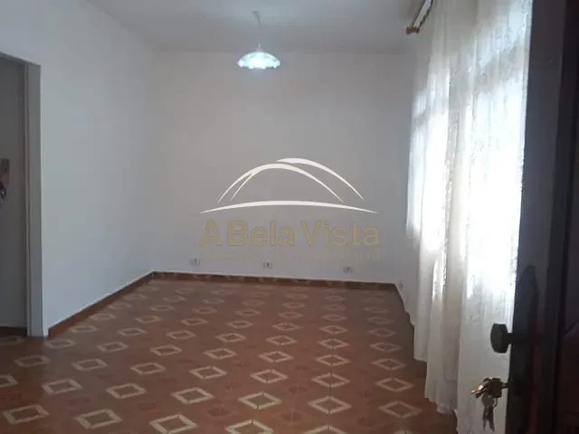 Casa com 180m² 4 quartos e 2 banheiros, à venda, no bairro JAGUARIBE em Osasco