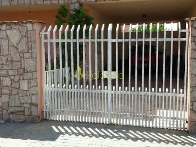 Casa com 412m² 4 quartos e 3 banheiros, à venda, no bairro Parque São Domingos em Pindamonhangaba