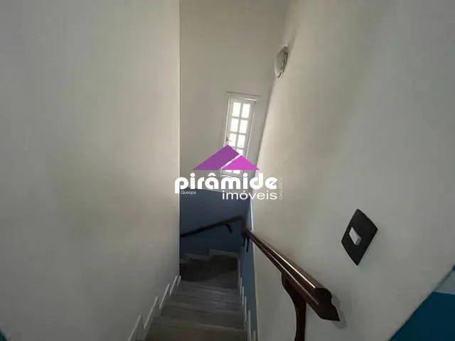 Casa com 125m² 3 quartos e 2 banheiros, à venda, no bairro Jardim das Indústrias em São José dos Campos