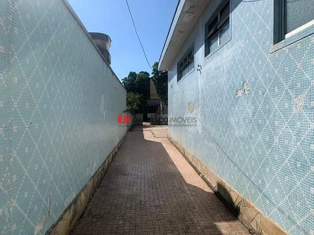 Casa com 500m² 2 quartos e 2 banheiros, à venda, no bairro Osvaldo Cruz em São Caetano do Sul