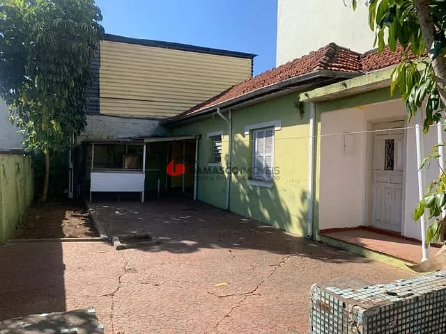 Casa com 500m² 2 quartos e 2 banheiros, à venda, no bairro Osvaldo Cruz em São Caetano do Sul