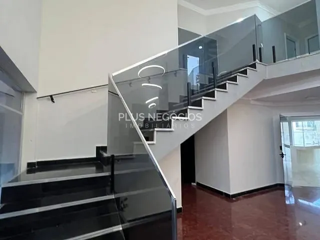 Casa com 300m² 4 quartos e 5 banheiros, à venda ou para alugar, no bairro Jardim Novo Horizonte em Sorocaba