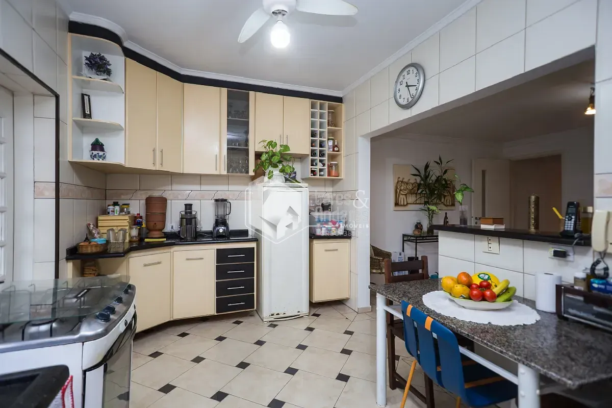 Casa, 3 quartos, 220 m² - Foto 15